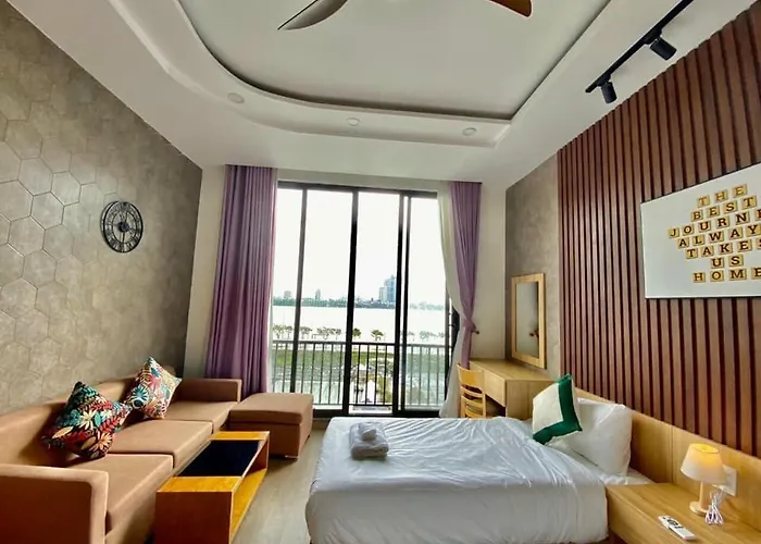 Seven House - Hotel & Apartment