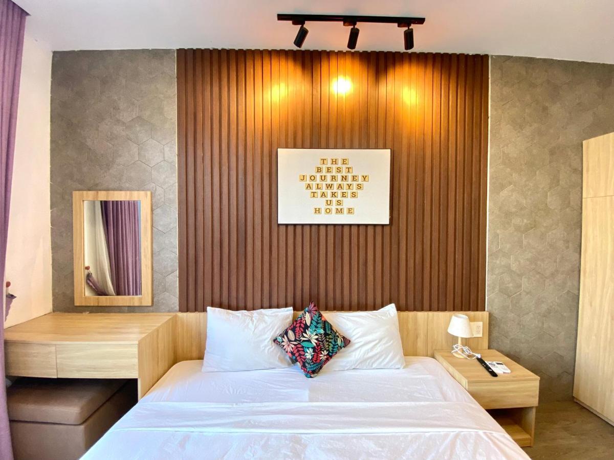 Aparthotel Seven House - & *